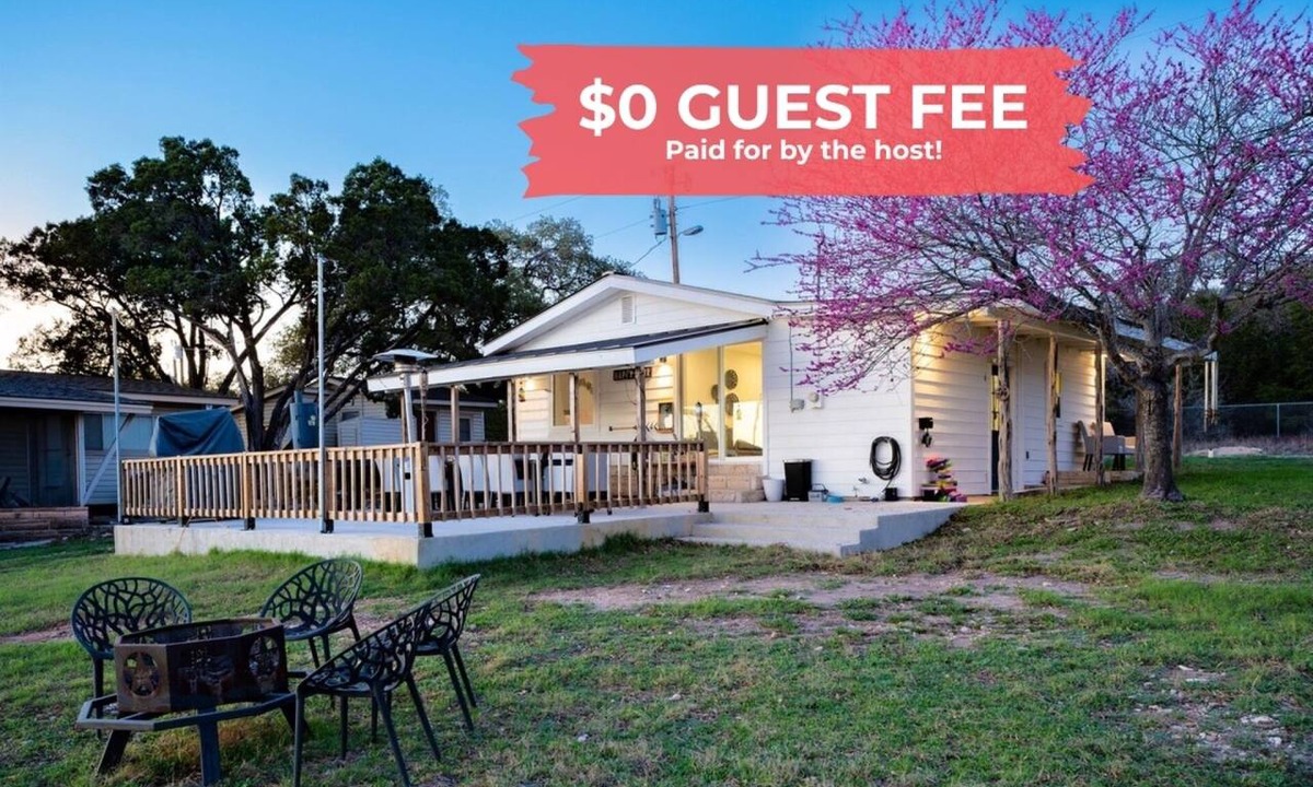Oatmeal Cottage | Lake Travis Cabin | Private Dock + Wine Trail