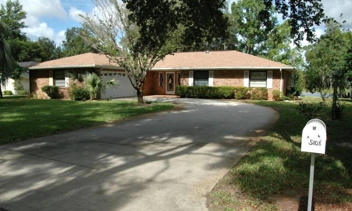 Inverness House | Lakefront Home with Private Dock & Sunsets, Walk/Bike Trail, Golf Nearby