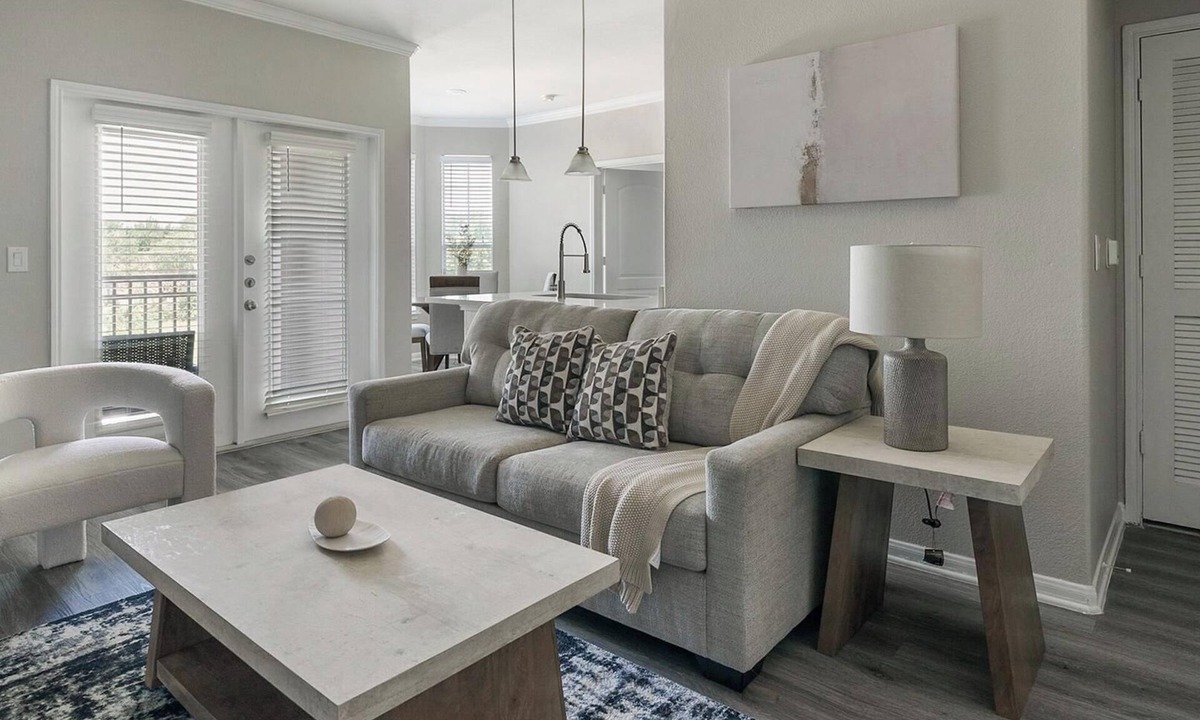 Webster Apartment | Landing | Beautiful 1BD, Clubhouse