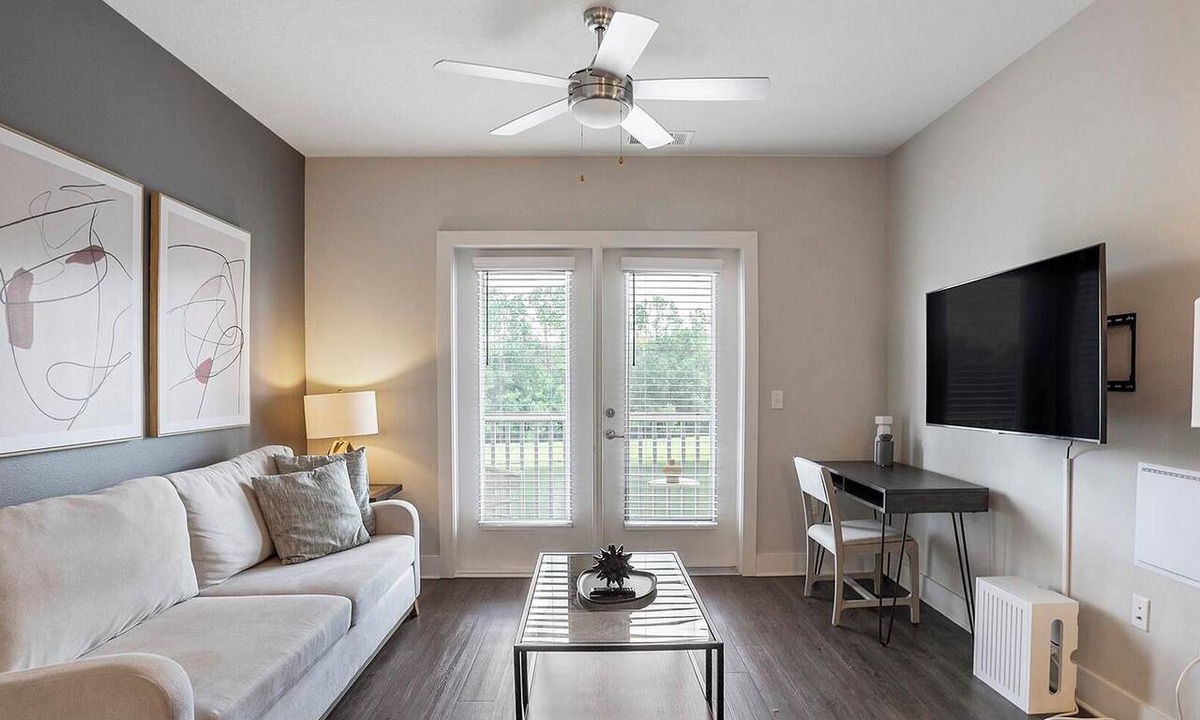 Wetmore Apartment | Landing | Beautiful 2BD, Yoga Studio, Gym