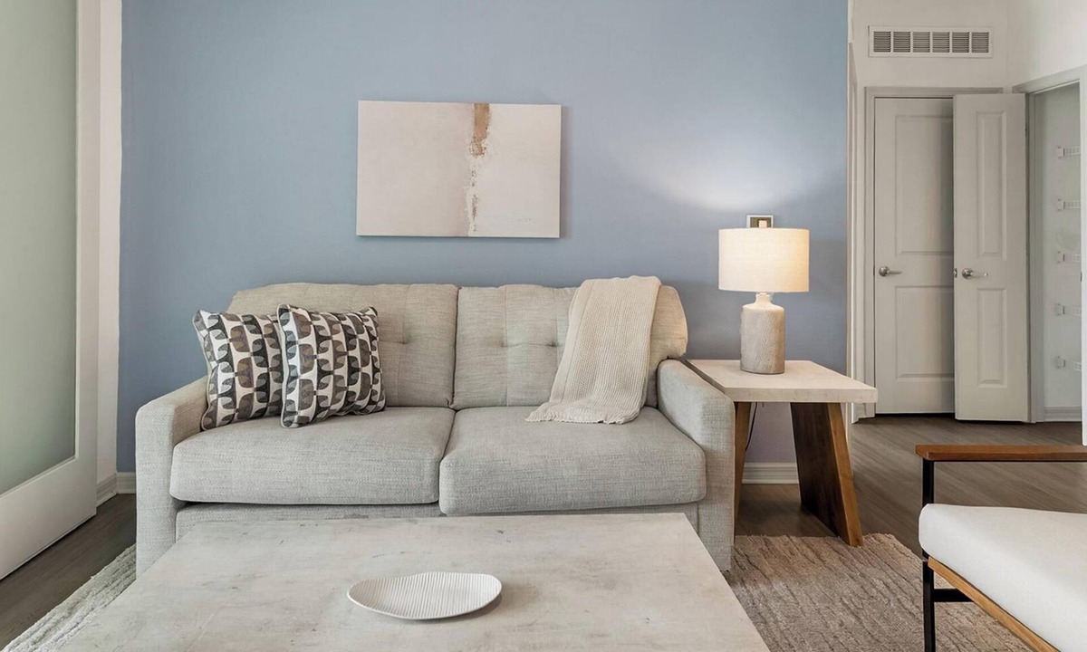 Lake Wales Apartment | Landing | Stunning 2BD, Game Room