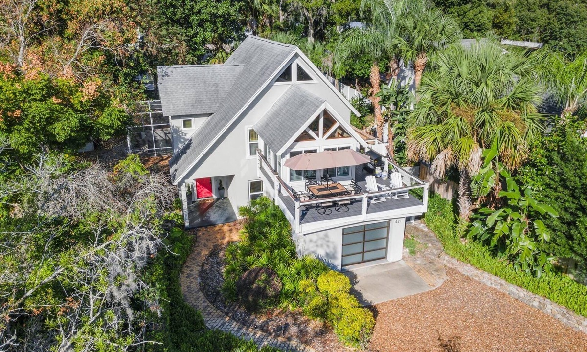 Mount Dora House | Langoon Lodge 3-BR 2-BA, 7 beds. Walk to DT&Lake