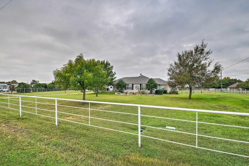 Granbury House | Leaping Toad Ranch