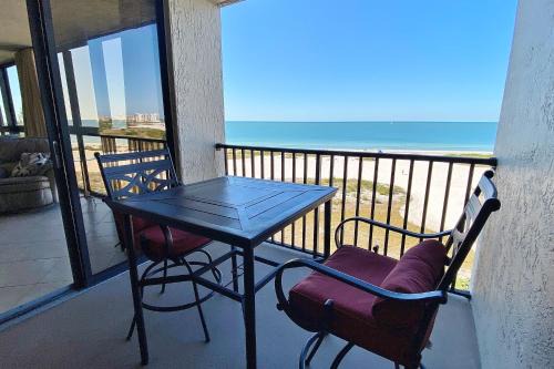Sand Key House | Lighthouse Towers 704