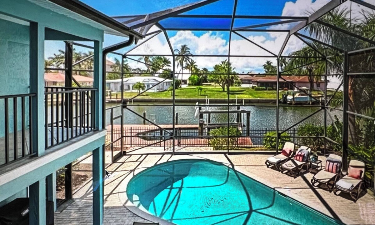 Connors House | Limited-Time Jul–Sept Savings at Vanderbilt Beach Waterfront Home