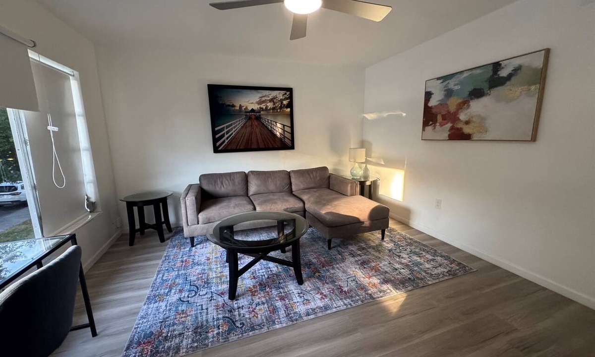 South Eola Condo | Location Lake Eola View 1 Bedroom condo