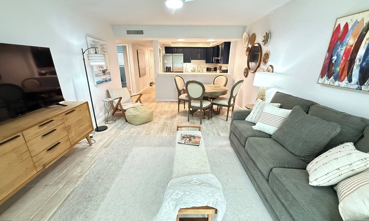 Crescent Beach Condo | Lovely 2-bedroom condo across from the beach in peaceful St. Augustine