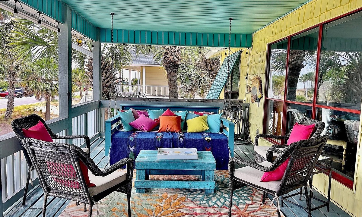 St. George Island Cottage | LuLu's Cottage on SGI: 4BR Cottage w/Pool + Beach Access on Saint George Island