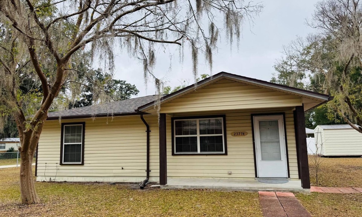 High Springs House | Lumi House fully equipped house with everything you need for stay.