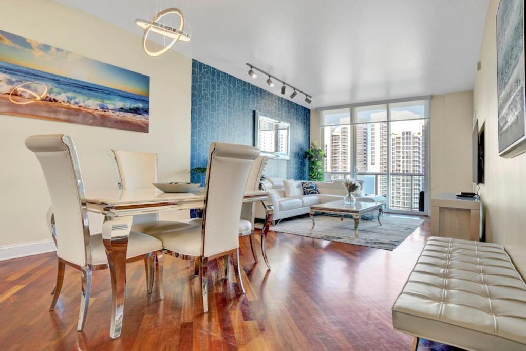 Sunny Isles Beach House | Lux 2BR Condo in Ocean Reserve with Pools and Tennis Courts