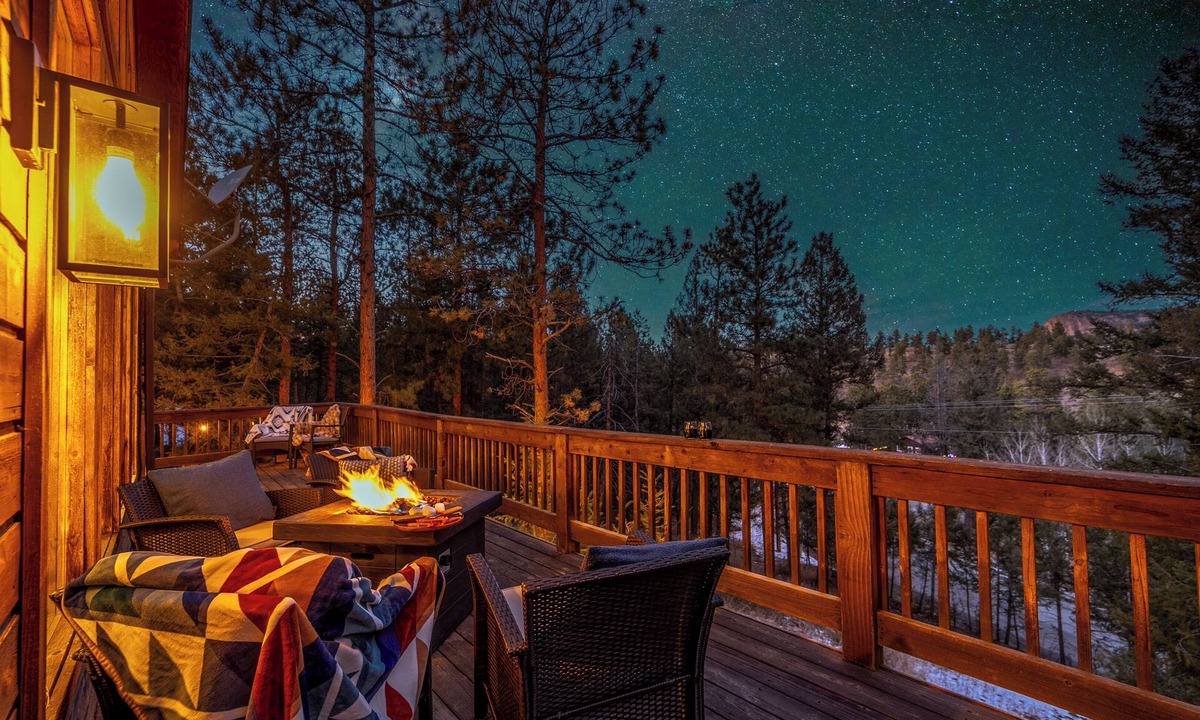 Bailey House | Lux! Sauna, Hot Tub, Game Room, Fire Pits | Bailey Mountain Retreat