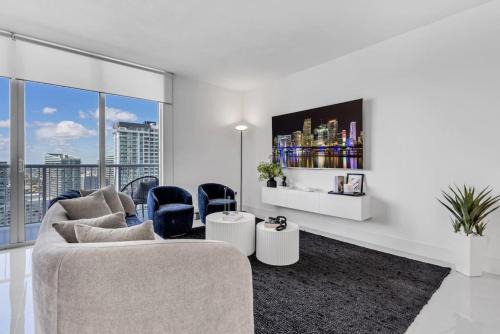 Brickell House | Luxe Brickell Gem with Huge Balcony n Ocean Views