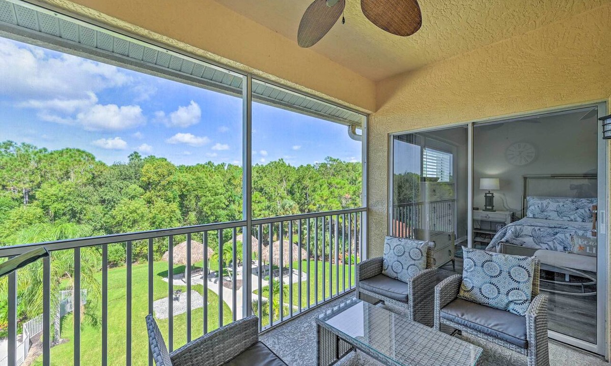 Ole Condo | Luxe Top-Floor Condo in Beautiful Lely Resort