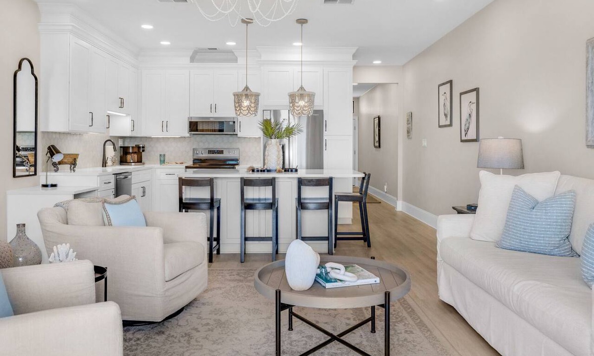 Seagrove Beach Condo | Luxurious Beach-Front Vacay w/Ocean Views + Free Attraction Tickets!