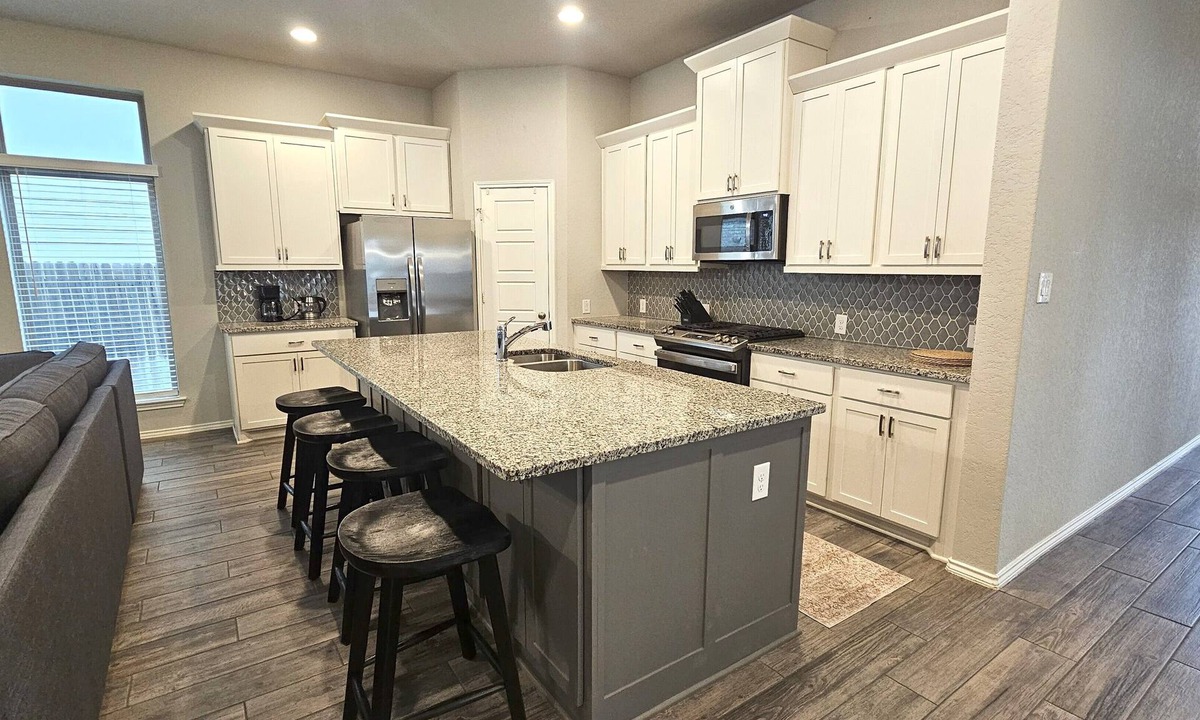 San Antonio House | Luxury and Style - New Home next to SEA WORLD