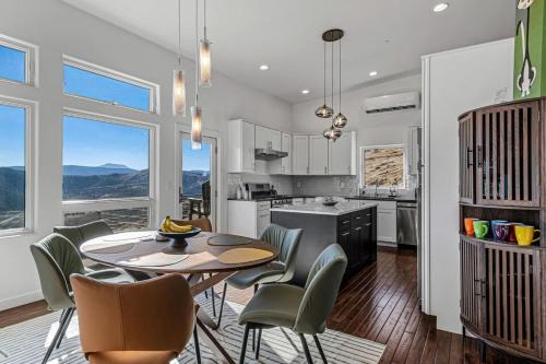 Boulder House | Luxury in Sunshine Canyon - minutes from Boulder
