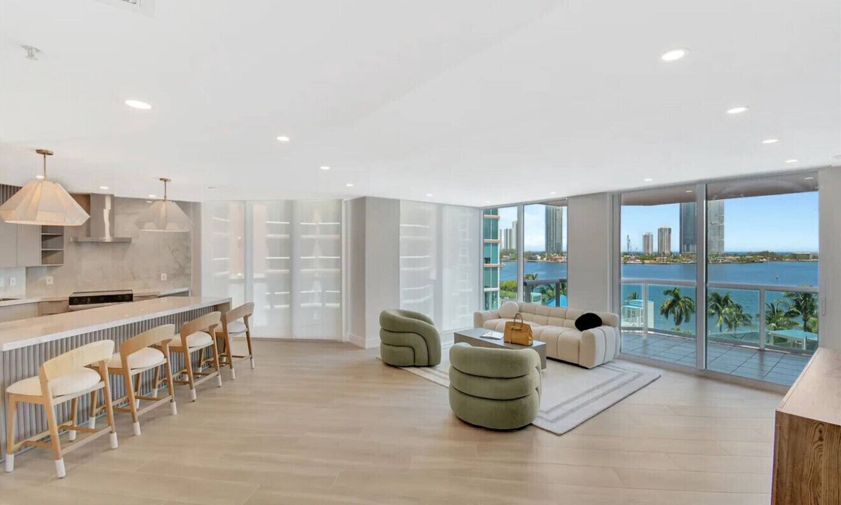 Aventura Condo | Luxury living in high rise apartment Aventura Miami