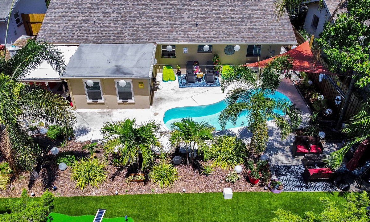 Walsingham House | Luxury Oasis heated pool near beach