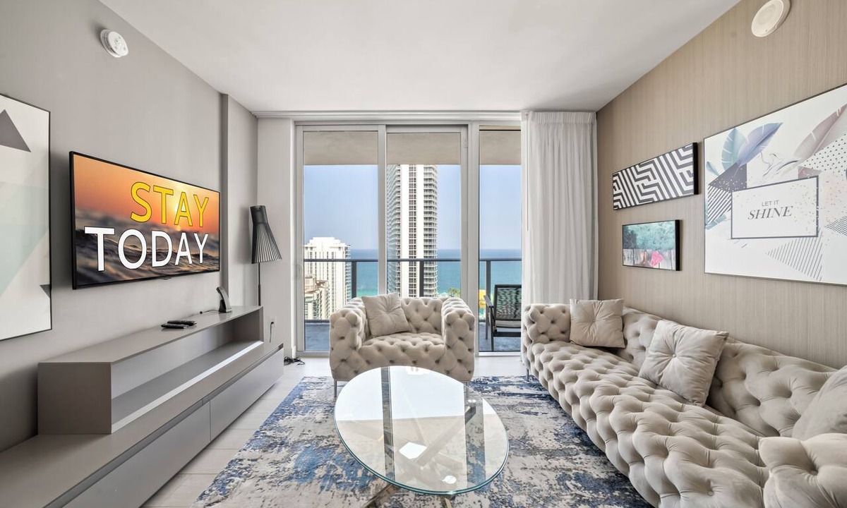 Hollywood South Central Beach Condo | ★ Luxury Ocean View with Stunning Views,NO RESORT&PARKING FEE, CHECK DETAILS
