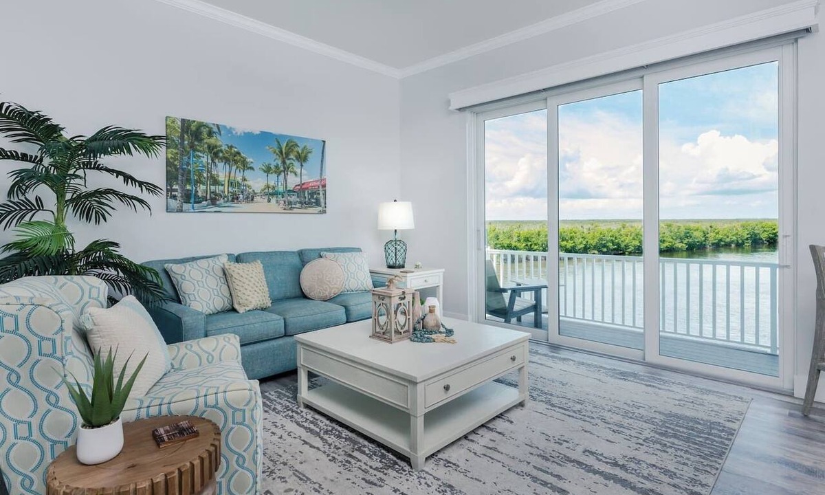 Cape Harbour Apartment | Manatee Suite 2/Funky Fish House at Cape Harbour
