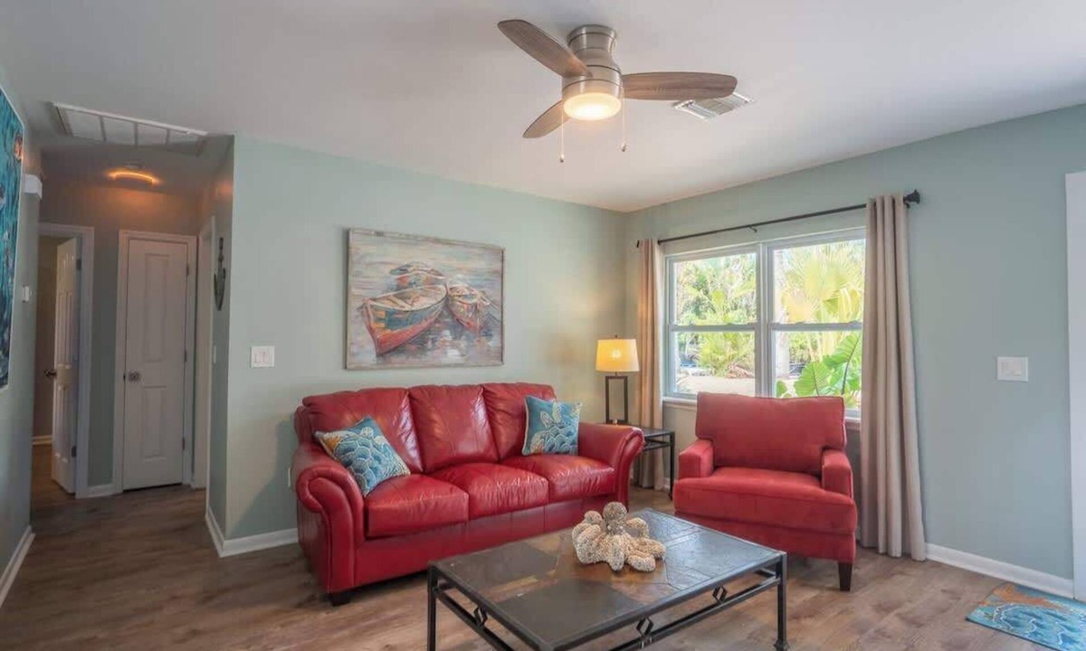 McGregor House | Mango Grove Hideaway | McGregor Area, Close to FMB