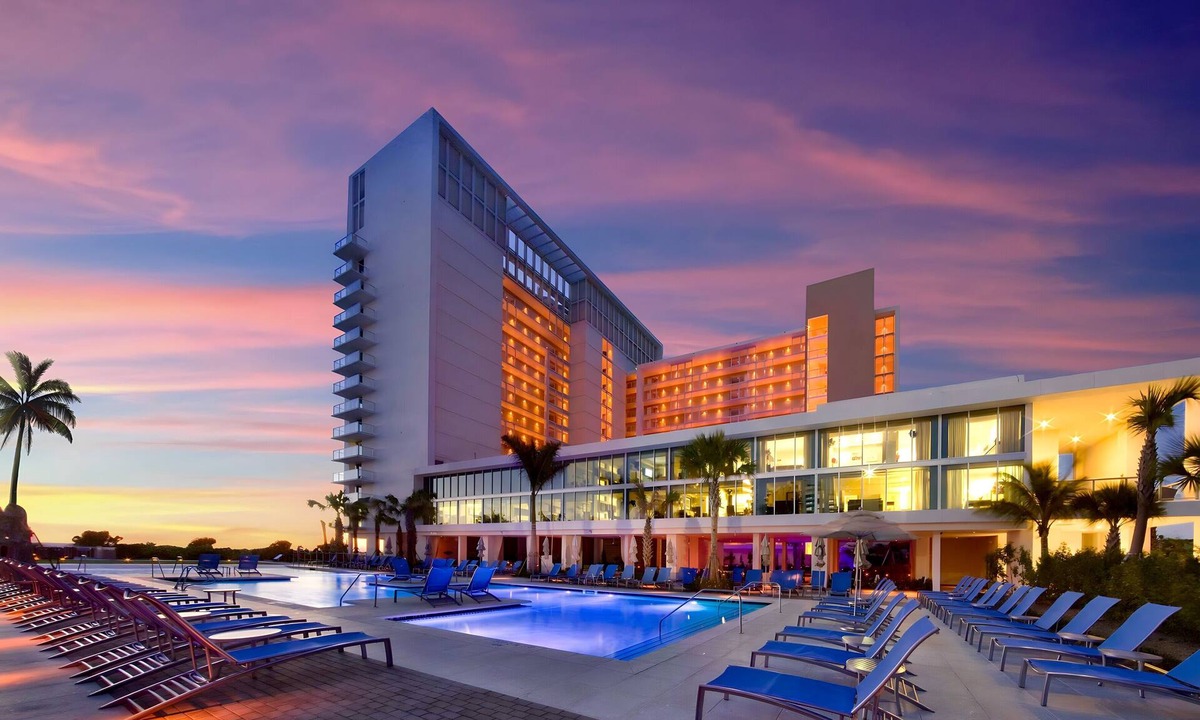 Marco Island Resort | Marriott's Crystal Shores - 3 Bedroom Unit Gulf Front Penthouse - New Years Week