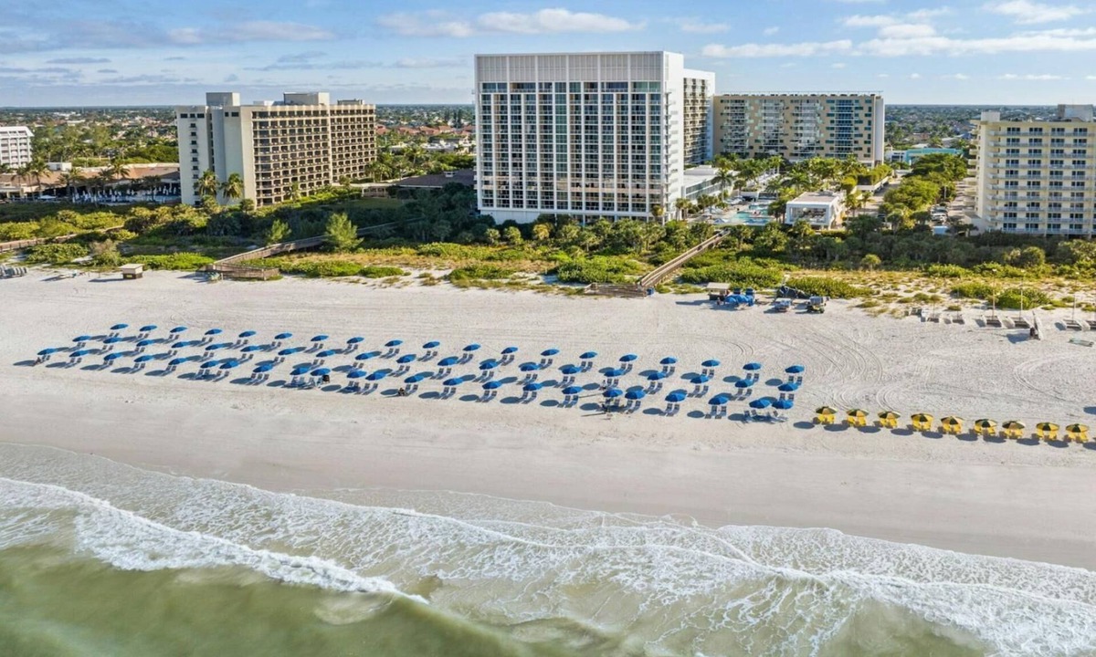 Marco Island Resort | Marriott’s Crystal Shores: 3 Bd Island Side Paradise Awaits on Marco Island
