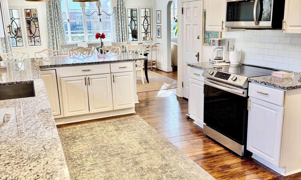 Summerville House | Master's Rental- Less than 1- Mile Away from the Augusta National