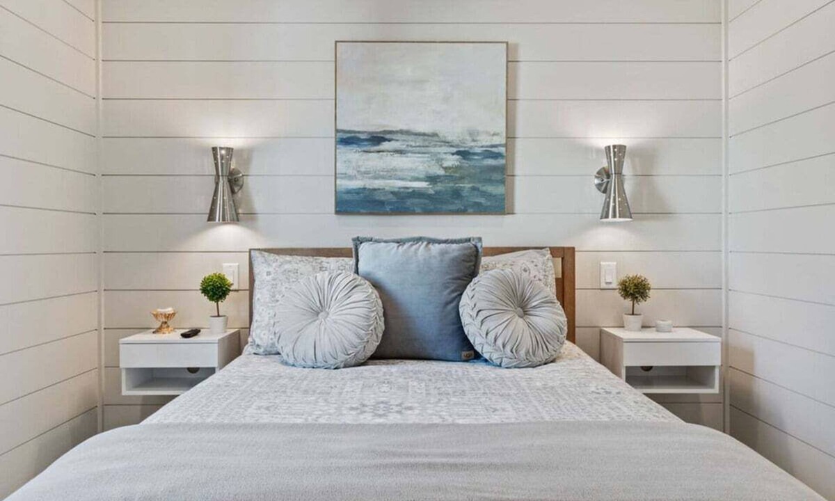 Sunnyside Cottage | MAY DISCOUNTS! Carriage House in Carillon!