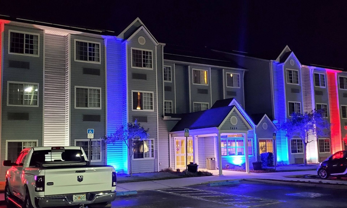 Zephyrhills Hotel | Microtel Inn & Suites by Wyndham Zephyrhills