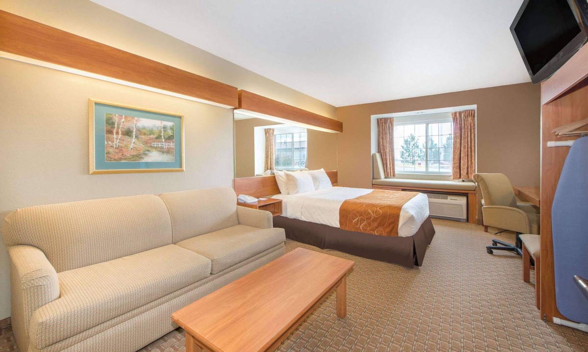 Raton Hotel | Microtel Inn & Suites by Wyndham Raton