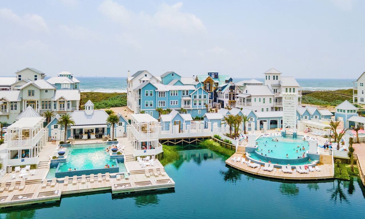 Port Aransas Cottage | Mint Julep 210 Esc-a