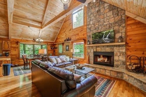 Foxfire Estates House | Minutes from downtown Blue Ridge Hot Tub & Game Room