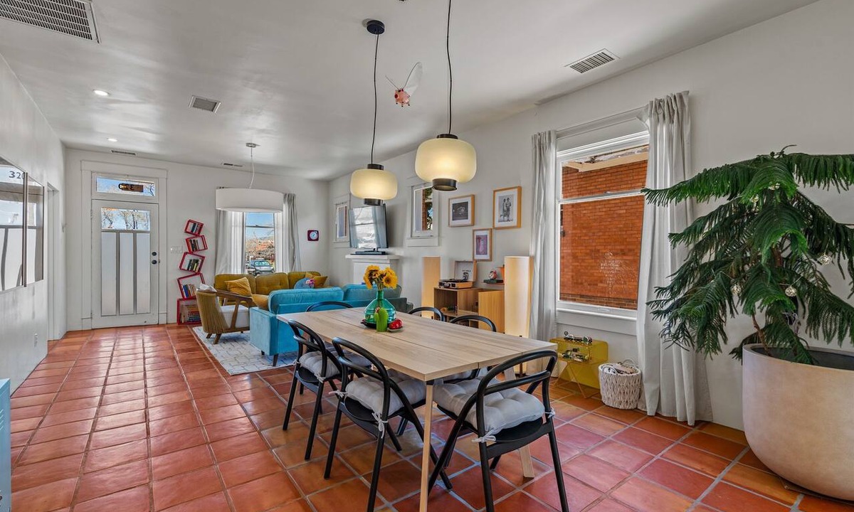 Downtown Santa Fe House | Modern and Bright 3B - Heart of Railyard District