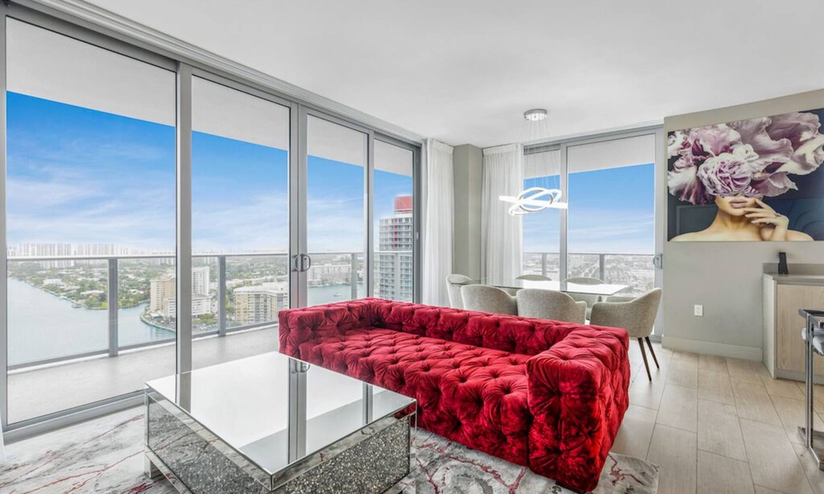 Hollywood Condo | ★ MODERN AND LUXURY WATER-FROONT 3BDR AT HYDE! ROOFTOP POOL & JACUZZI