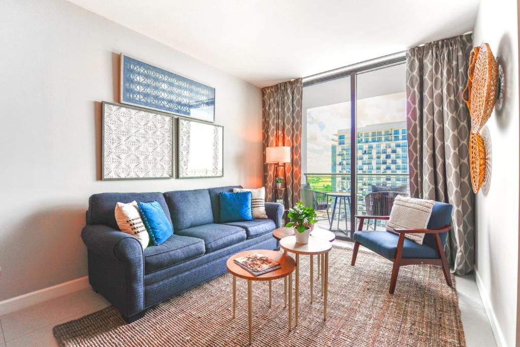 Doral Apartment | Modern Hotel with Pool & Gym in Prime Doral Location