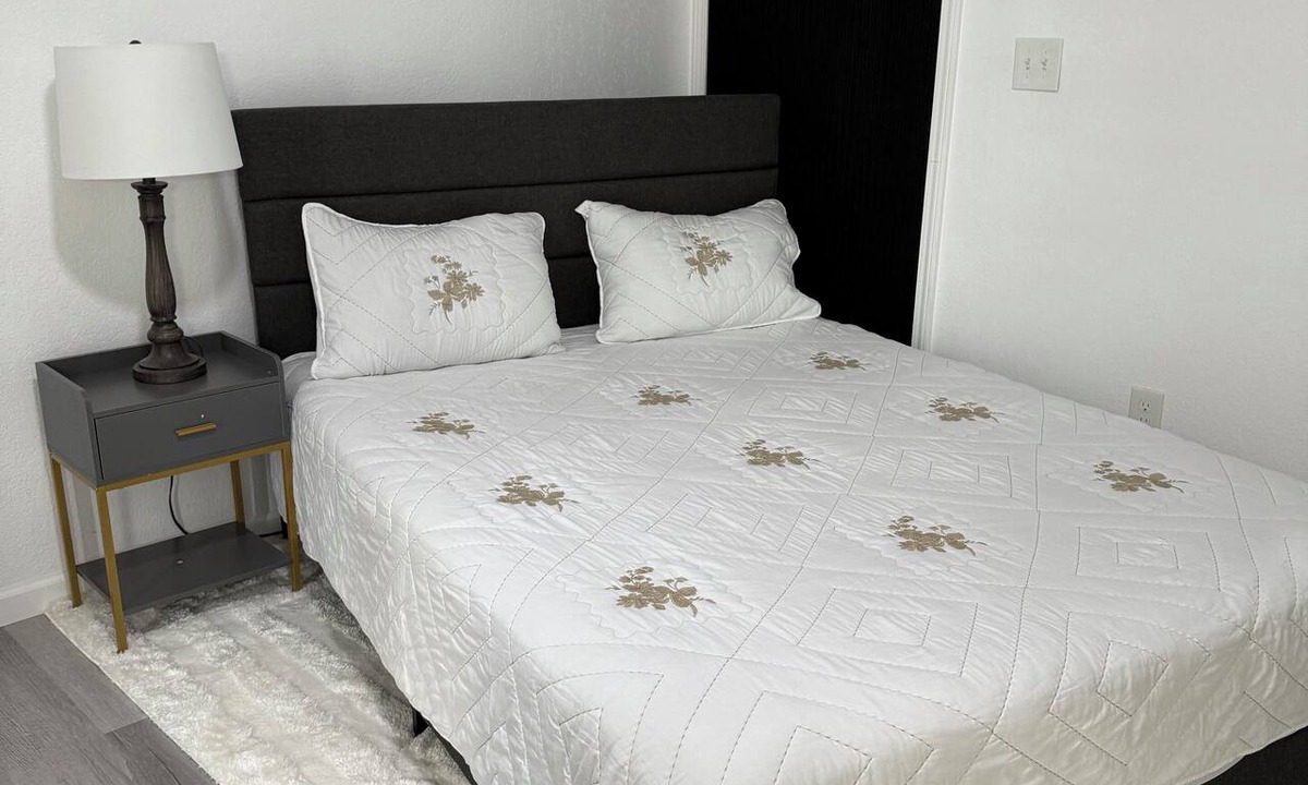 Callaway Apartment | Modern room with separate patio/for two persons
