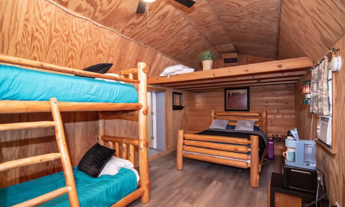 Murfreesboro Cabin | Montana Cabin at Crater Diamonds