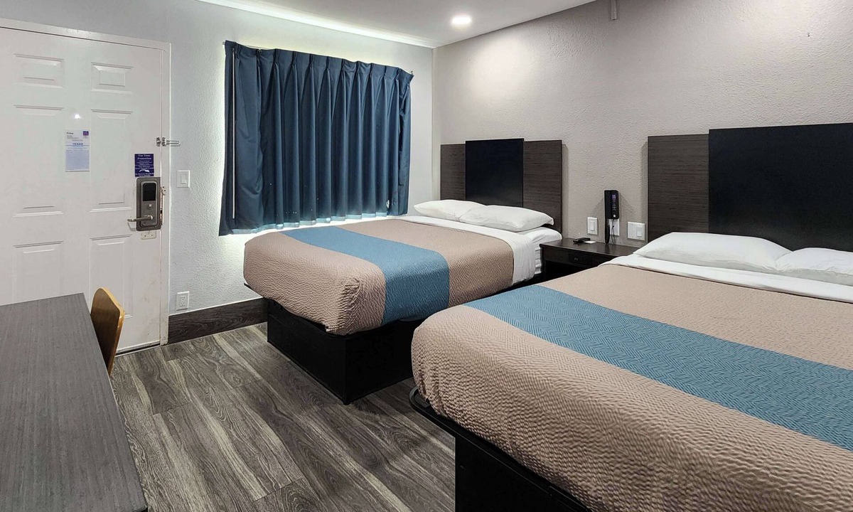 Galveston Hotel | Motel 6 Galveston, TX