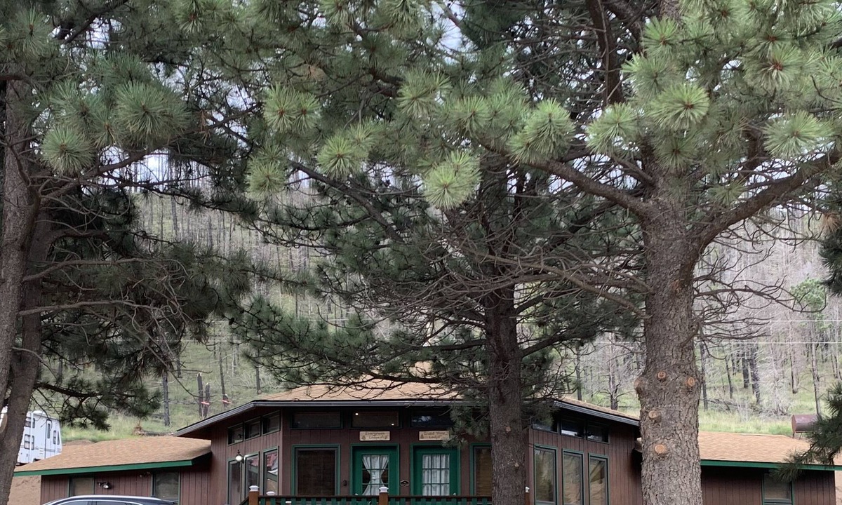 Fort Garland House | Mountain Retreat - 2 bedroom Lodge located by Forbes Park & Fort Garland