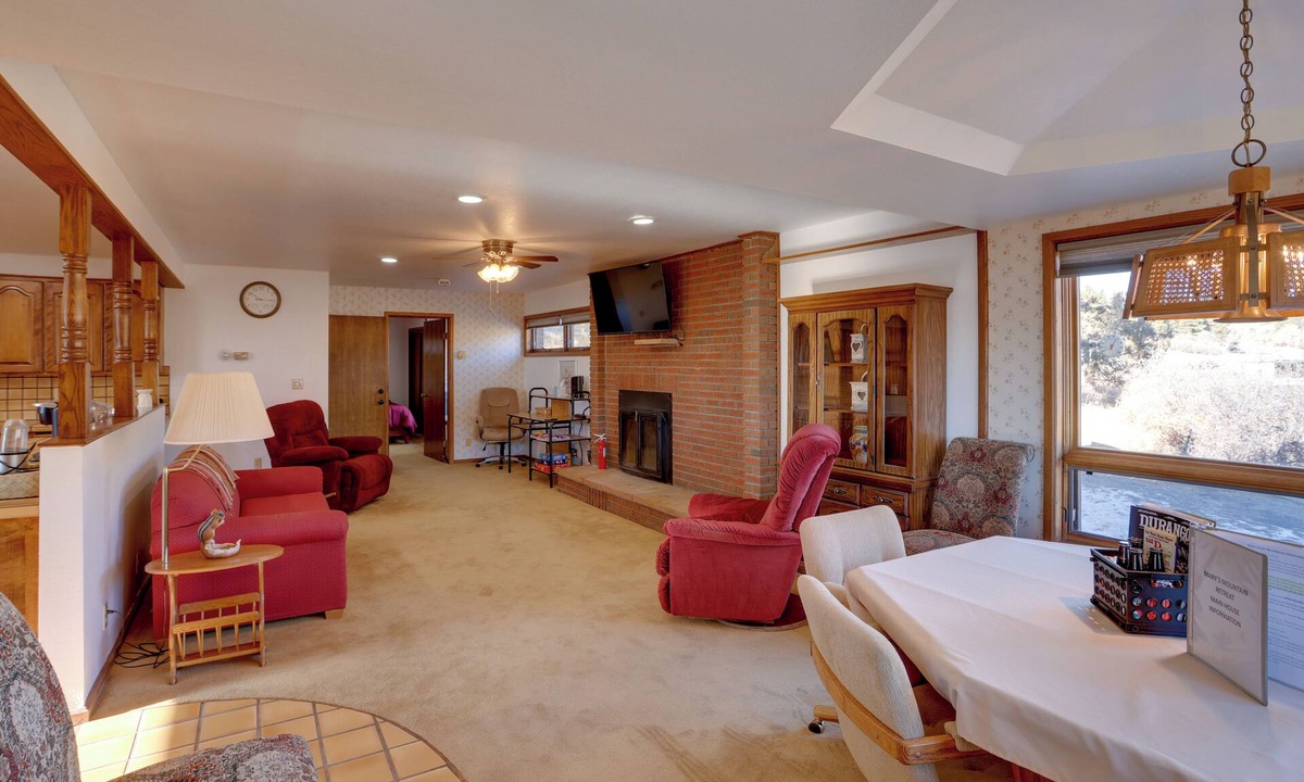 Bayfield Apartment | Mtn-View Retreat Near Hiking in Bayfield!