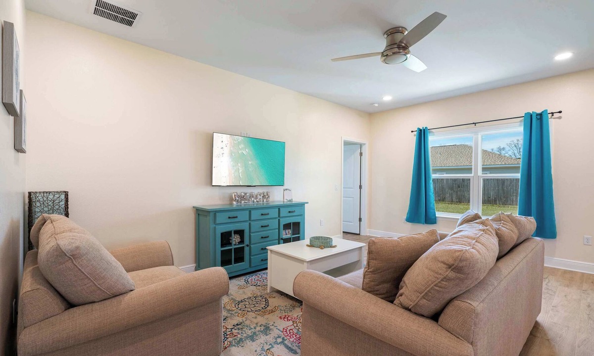 Navarre House | Navarre Wanna Leave - 3 Bedroom