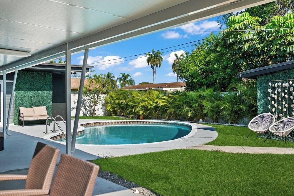 West Park House | New casa maui i 10min to beach i pool i 18 sleeps