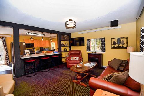Leadville North House | New Listing 3bd Woodsy Vibe in Leadville