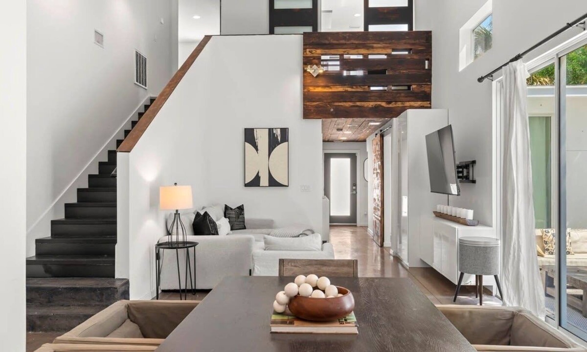 North Hyde Park House | New! North Hyde Park Haven! Close to UT & Convention Center