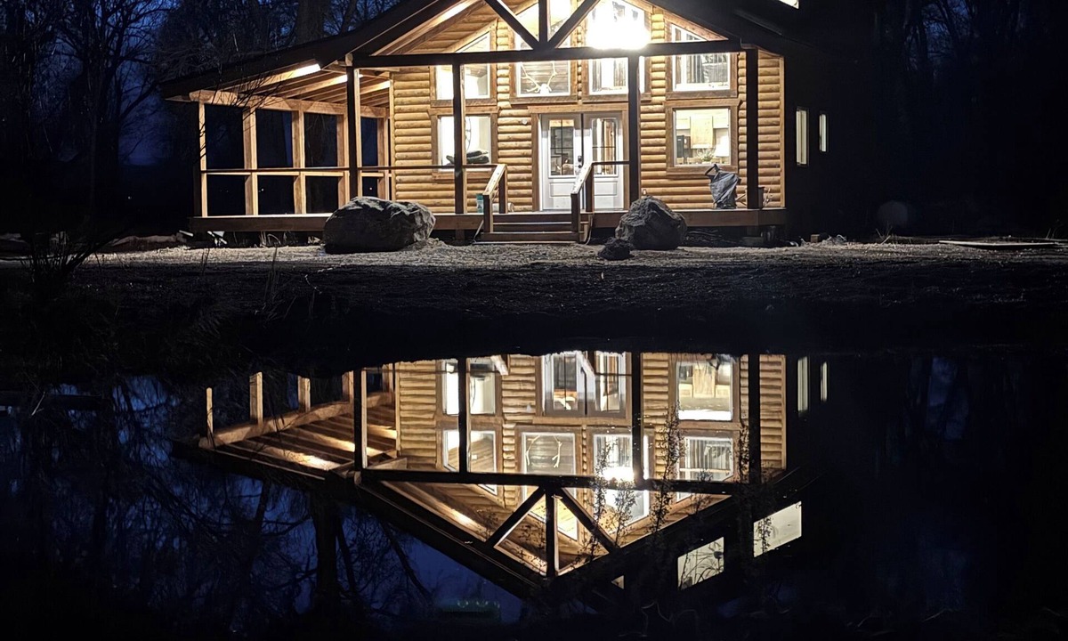 Antonito Cabin | NEW Private Escape at beautiful new build Cabin. 150 acres!