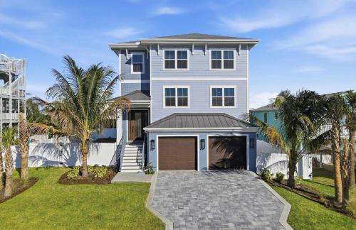 Marineland Acres House | Ocean Views Beach Optional Heated Pool & Spa