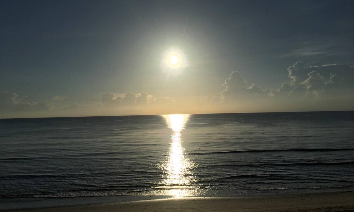 Hutchinson Island South Condo | Oceanfront condominium for rent Jensen, Beach Florida