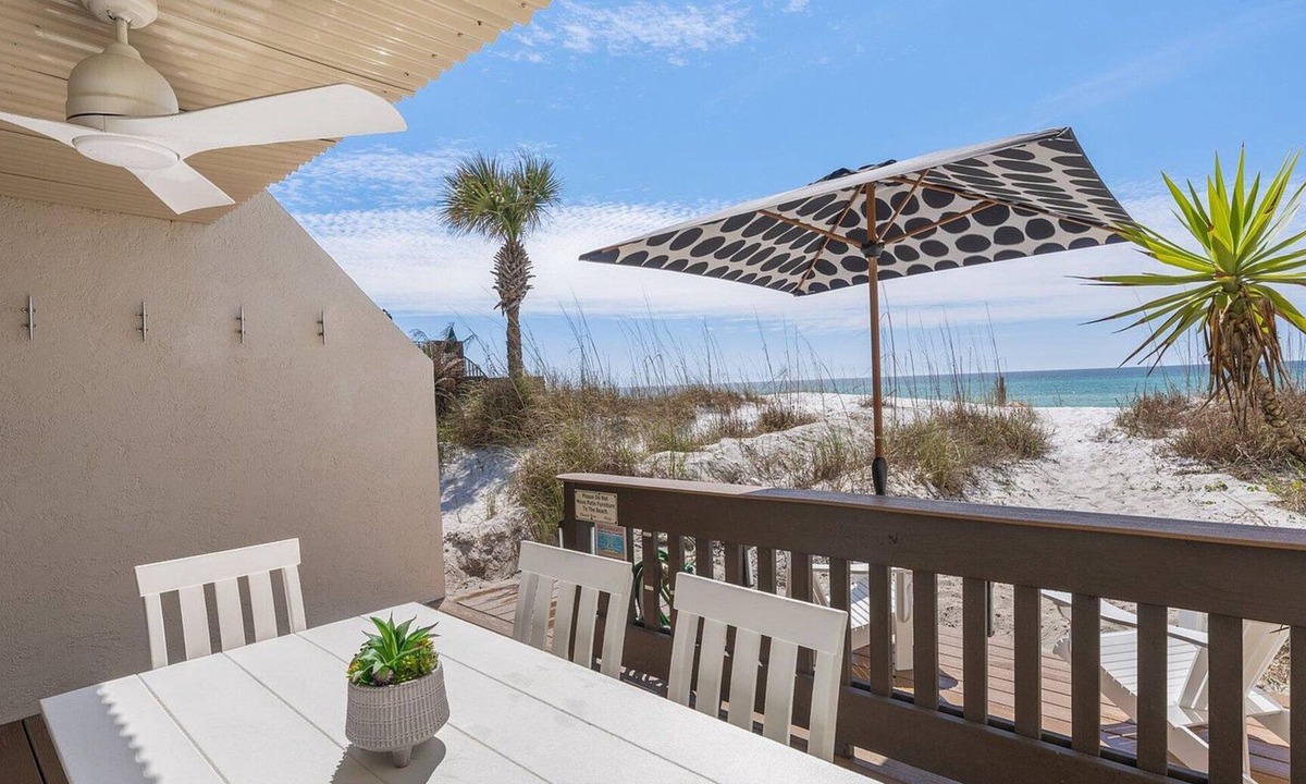 Biltmore Beach Condo | Oceanfront-Largo Mar, 3BR/3BA, Beachfront-Townhouse, Free Beach Chairs+Umbrellas