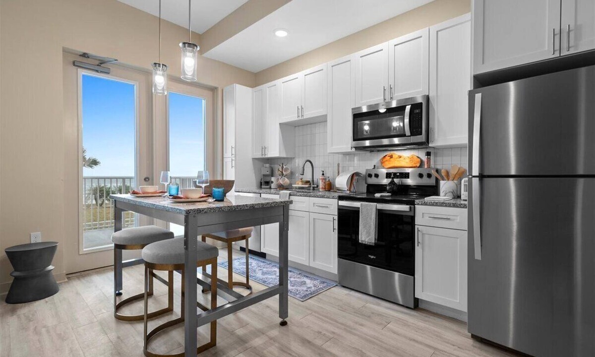 Daytona Beach Condo | Oceanfront Oasis Daytona Beach 1BR/1BA - Building View - 205
